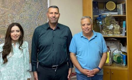 رئيس مجلس يافة الناصره ماهر خليله يستقبل كايد ظاهر للإتفاق على برامج تعاونيه مشتركه. 